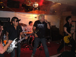 Ghirardi Music, News and Gigs: UK Subs - 20.6.08 Ivy Leaf Club, Sheerness, Kent